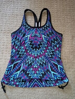 Athleta Razorback Swim Workout Shelf Bra Tankini Top